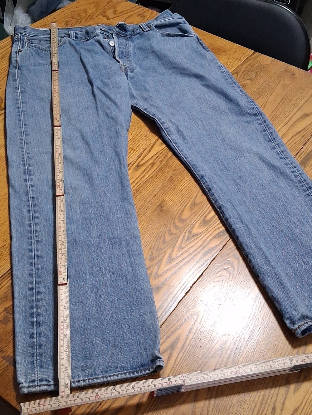 LEVI STRAUSS 501 Jeans Mens 36 X 30 BLUE Preowned BUTTON FLY STRAIGHT LEGS ?